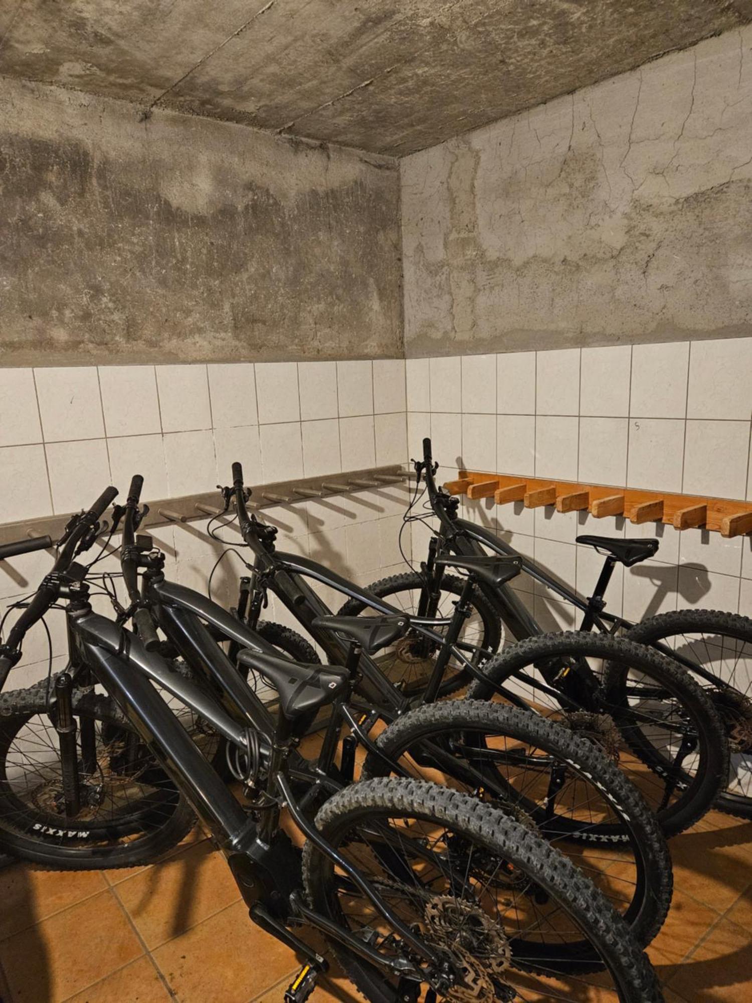 Ruska Koca Hotel Hočko Pohorje Екстериор снимка